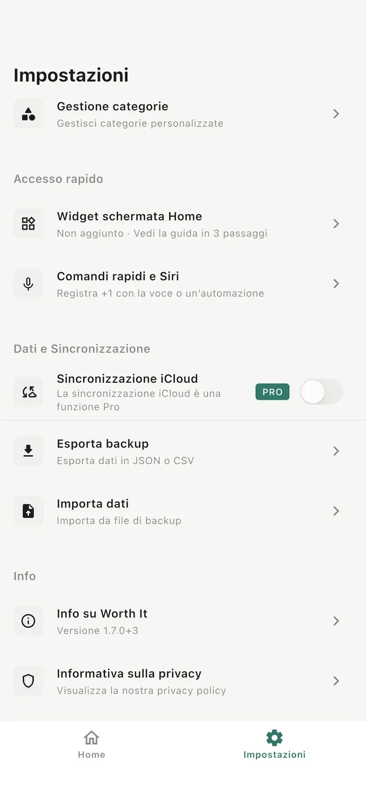 Schermata impostazioni con Widget schermata Home, Comandi rapidi e Siri, Sincronizzazione iCloud, Esporta backup, Importa dati e Informativa sulla privacy.